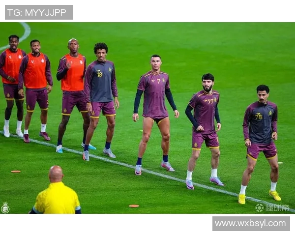 约翰-埃格伯努晒出训练照片，激励粉丝坚持运动